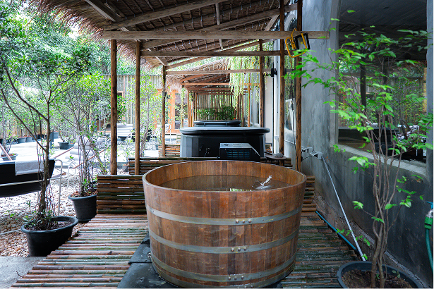 Wooden tub and ice bath area